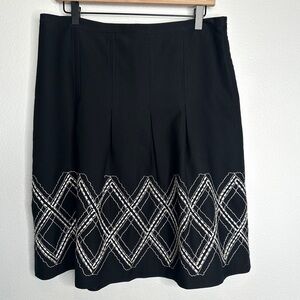 Ann Taylor LOFT A-Line Skirt Sz 8 Black w/ White Embroidery, Pleated Body
